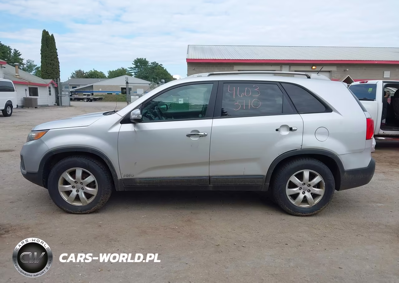 2013 Kia Sorento Lx V6 VIN:5XYKTDA27DG309780 - 12