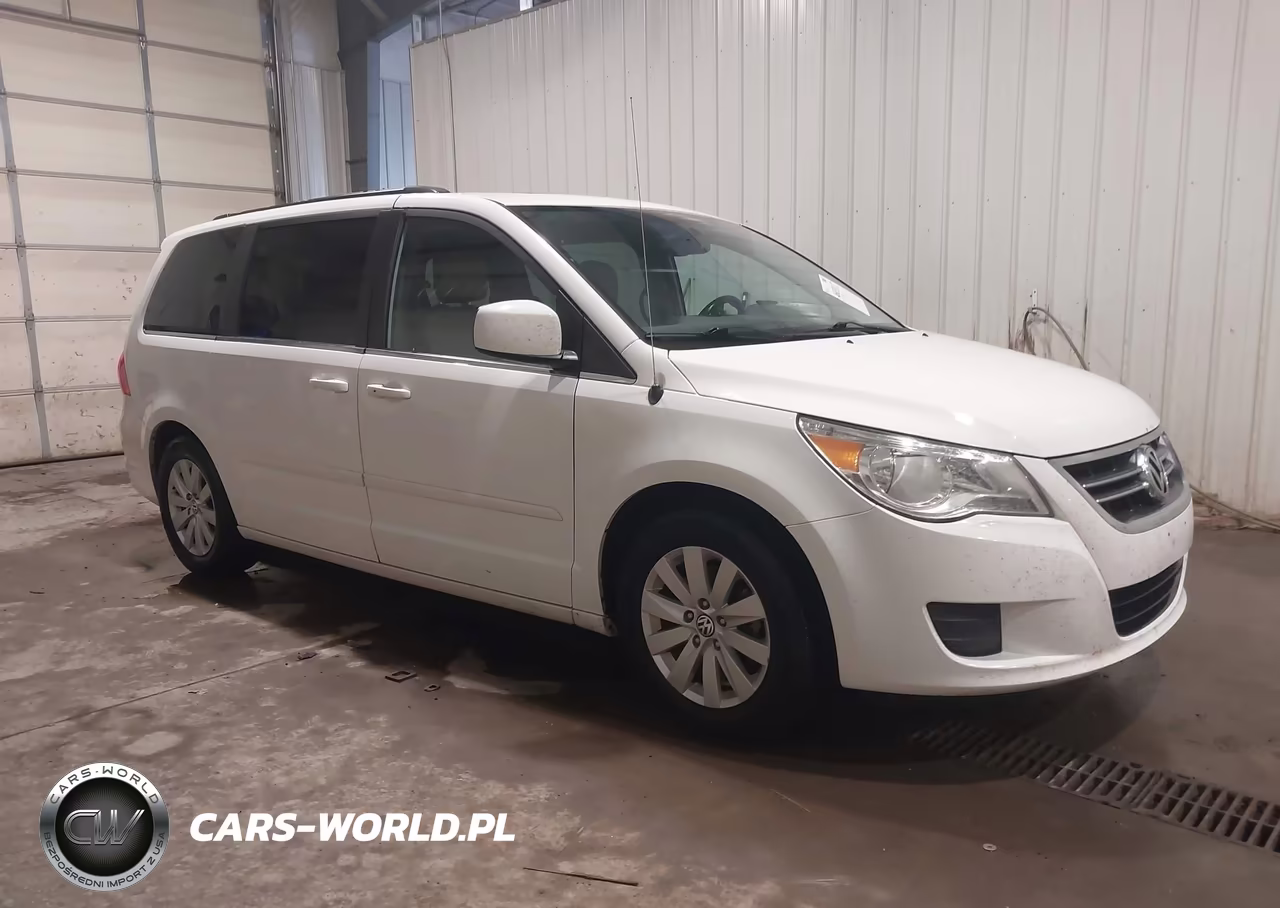 2012 Volkswagen Routan Sel