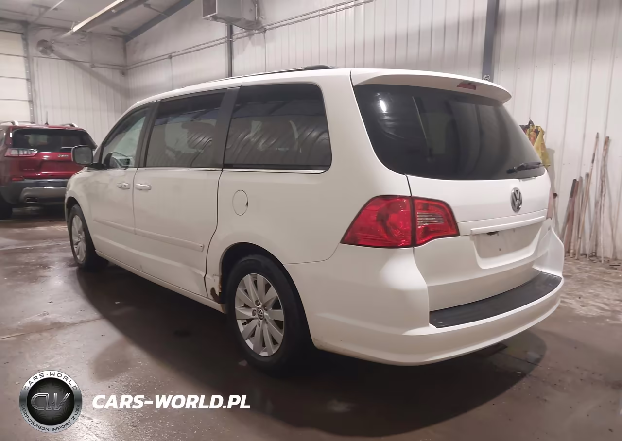 2012 Volkswagen Routan Sel VIN:2C4RVACG3CR120571 - 3