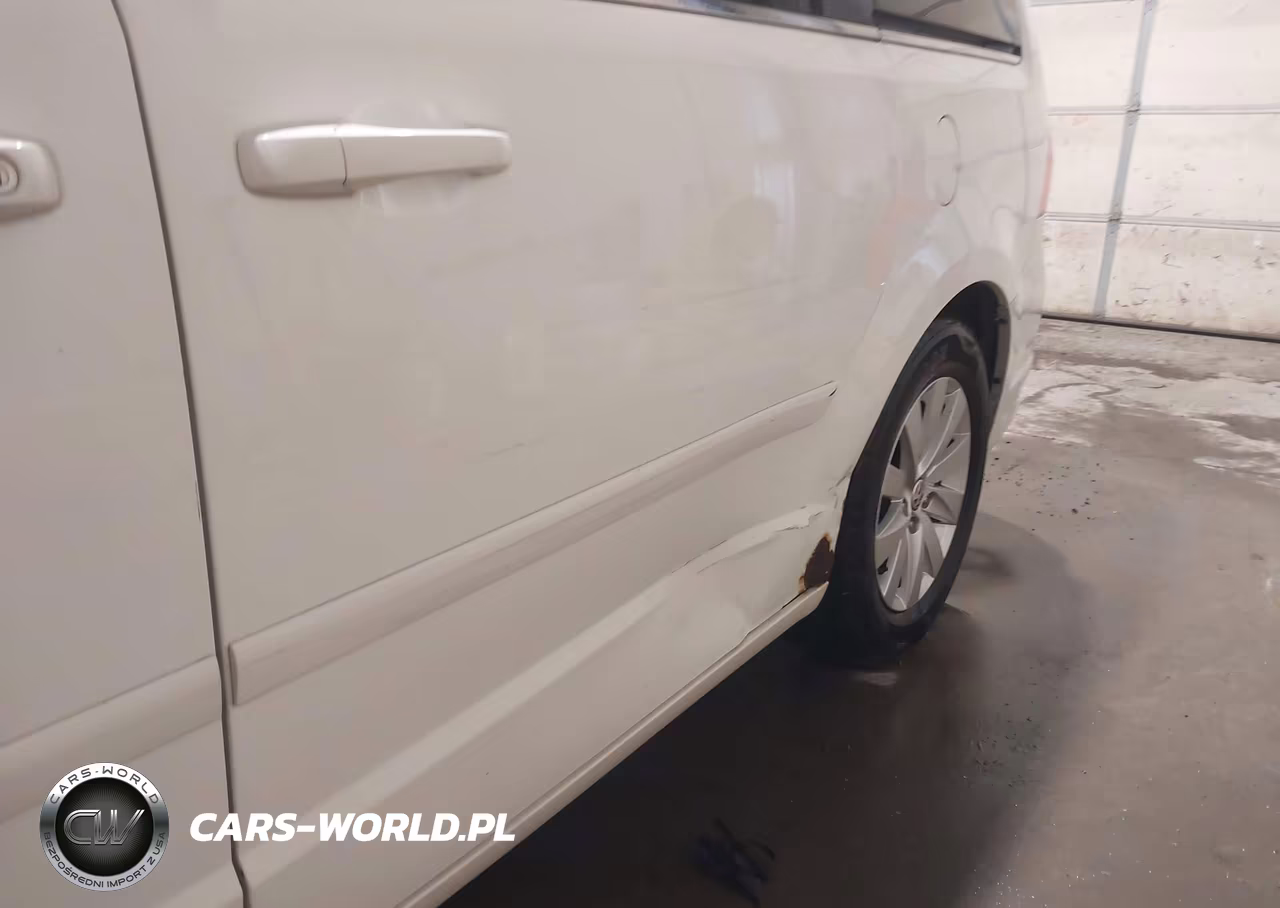 2012 Volkswagen Routan Sel VIN:2C4RVACG3CR120571 - 6