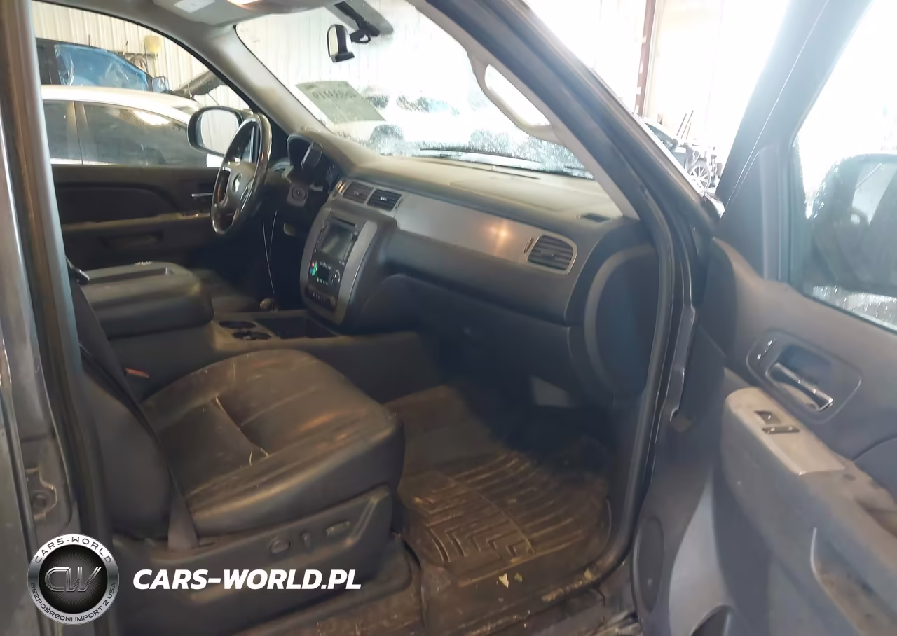 2010 Chevrolet Tahoe Lt VIN:1GNUKBE03AR191417 - 5