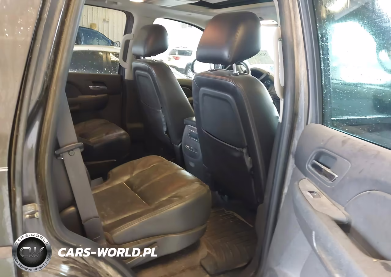 2010 Chevrolet Tahoe Lt VIN:1GNUKBE03AR191417 - 8
