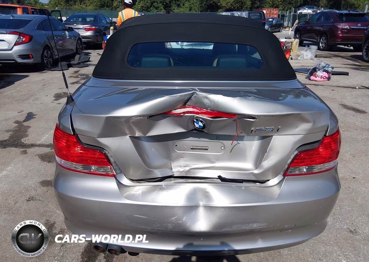 2011 BMW 128I VIN:WBAUN1C52BVH83747 - 16