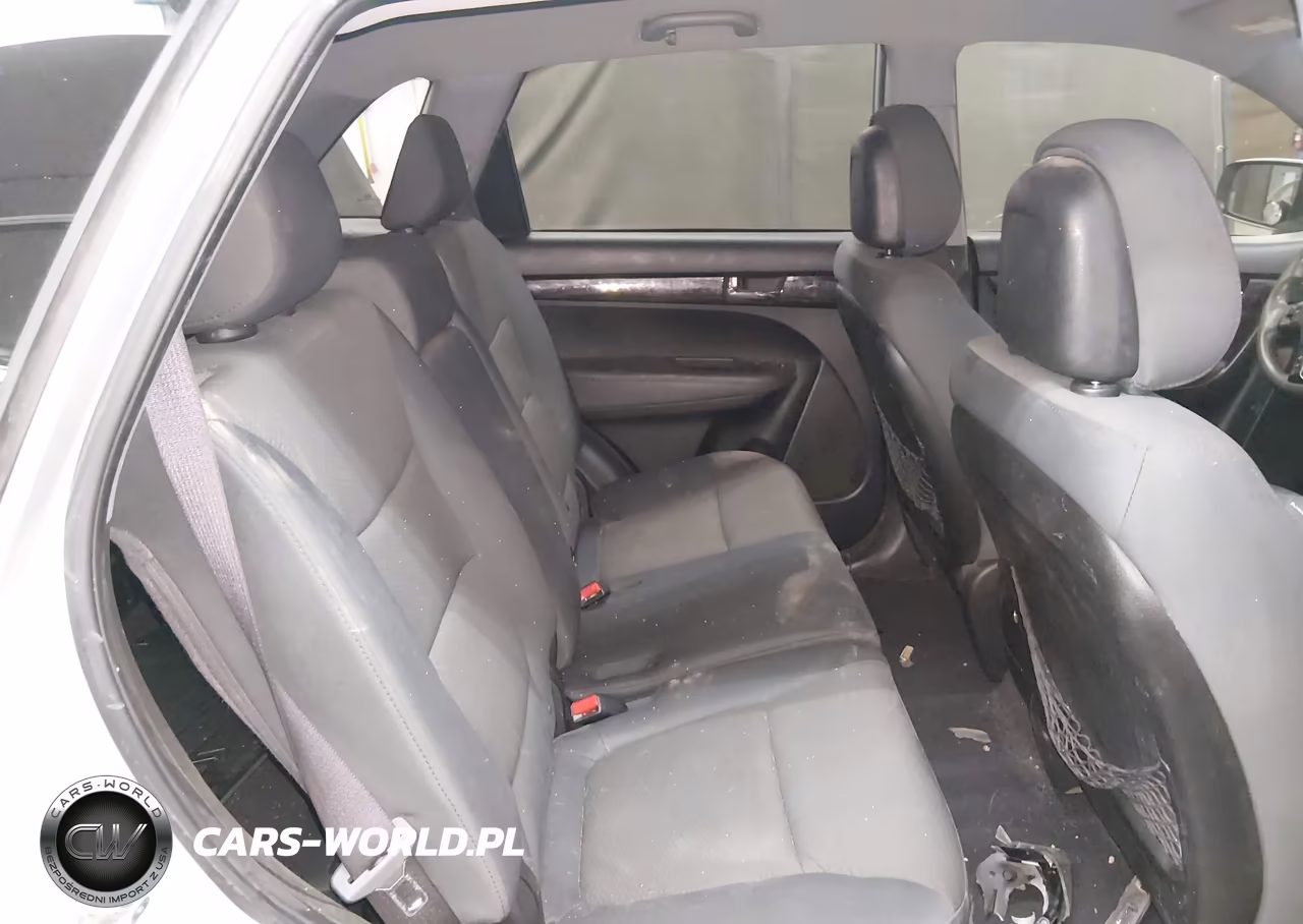2013 Kia Sorento Lx VIN:5XYKT3A16DG397979 - 8