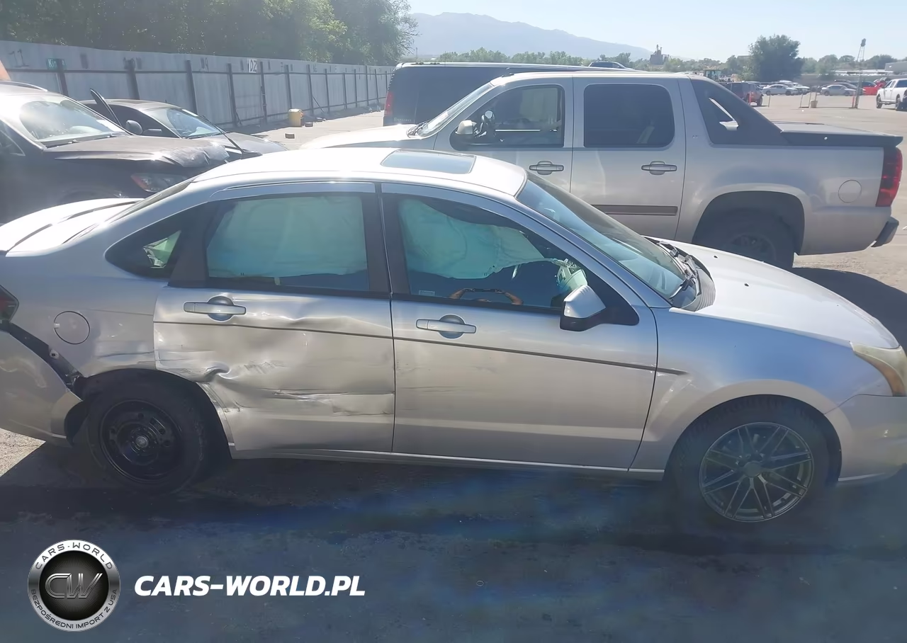 2010 Ford Focus Ses VIN:1FAHP3GN3AW229844 - 13