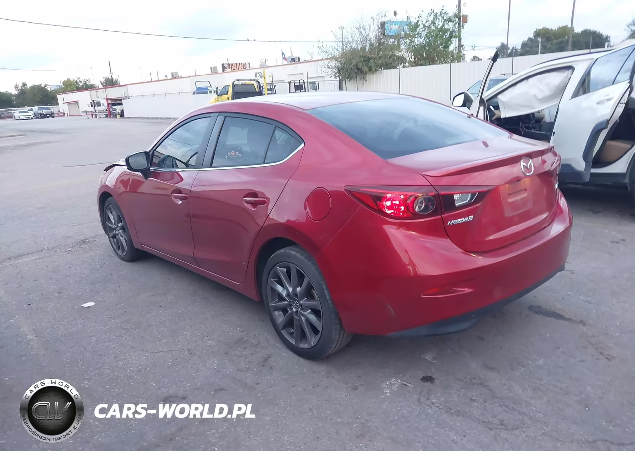 2018 Mazda Mazda3 Touring VIN:3MZBN1V3XJM198164 - 3