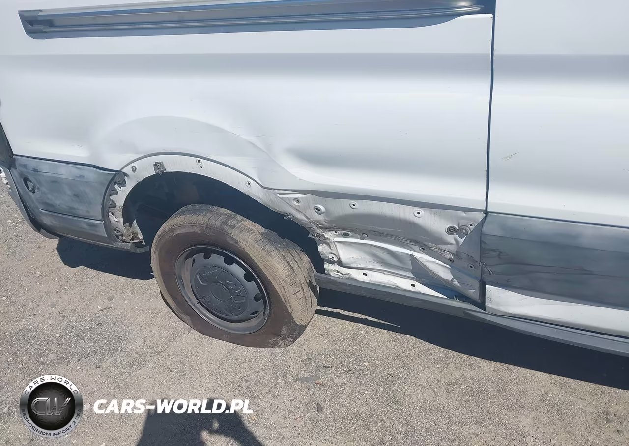 2018 Ford Transit-250 VIN:1FTYR2CG2JKA15151 - 6