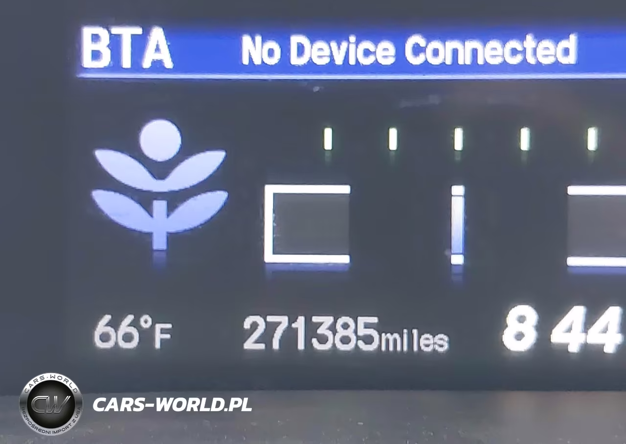 2013 Honda Civic Hybrid VIN:19XFB4F21DE204145 - 12