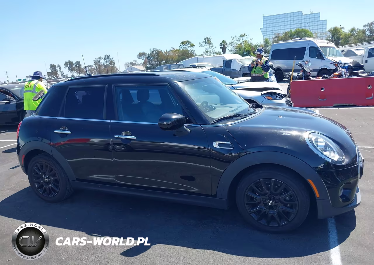 2021 Mini Hardtop Cooper VIN:WMWXU7C02M2P48490 - 14