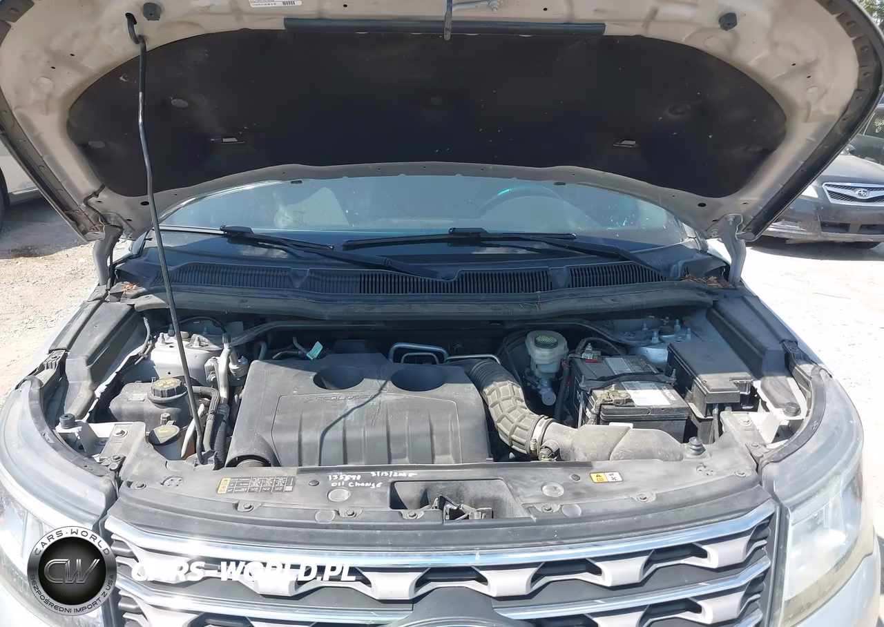 2017 Ford Explorer Xlt VIN:1FM5K7DH8HGB77807 - 10