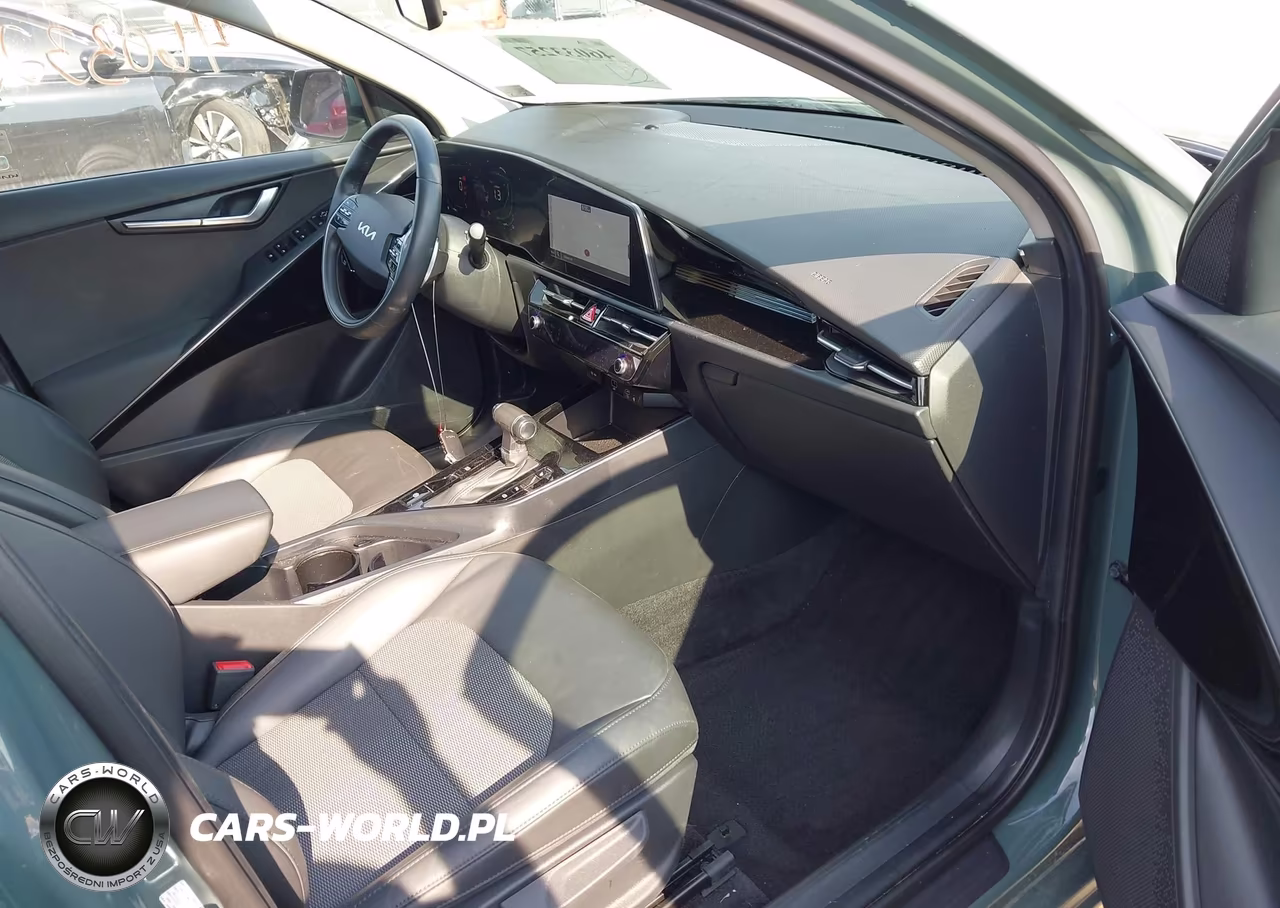2023 Kia Niro Ex Touring VIN:KNDCR3LEXP5037968 - 5