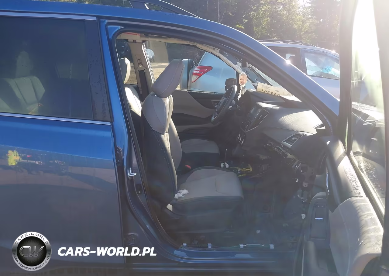 2023 Subaru Forester Limited VIN:JF2SKANC9PH520450 - 5