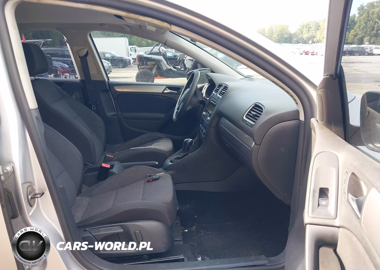 2011 Volkswagen Golf 2.5L 4-Door VIN:WVWDA7AJ1BW321351 - 5