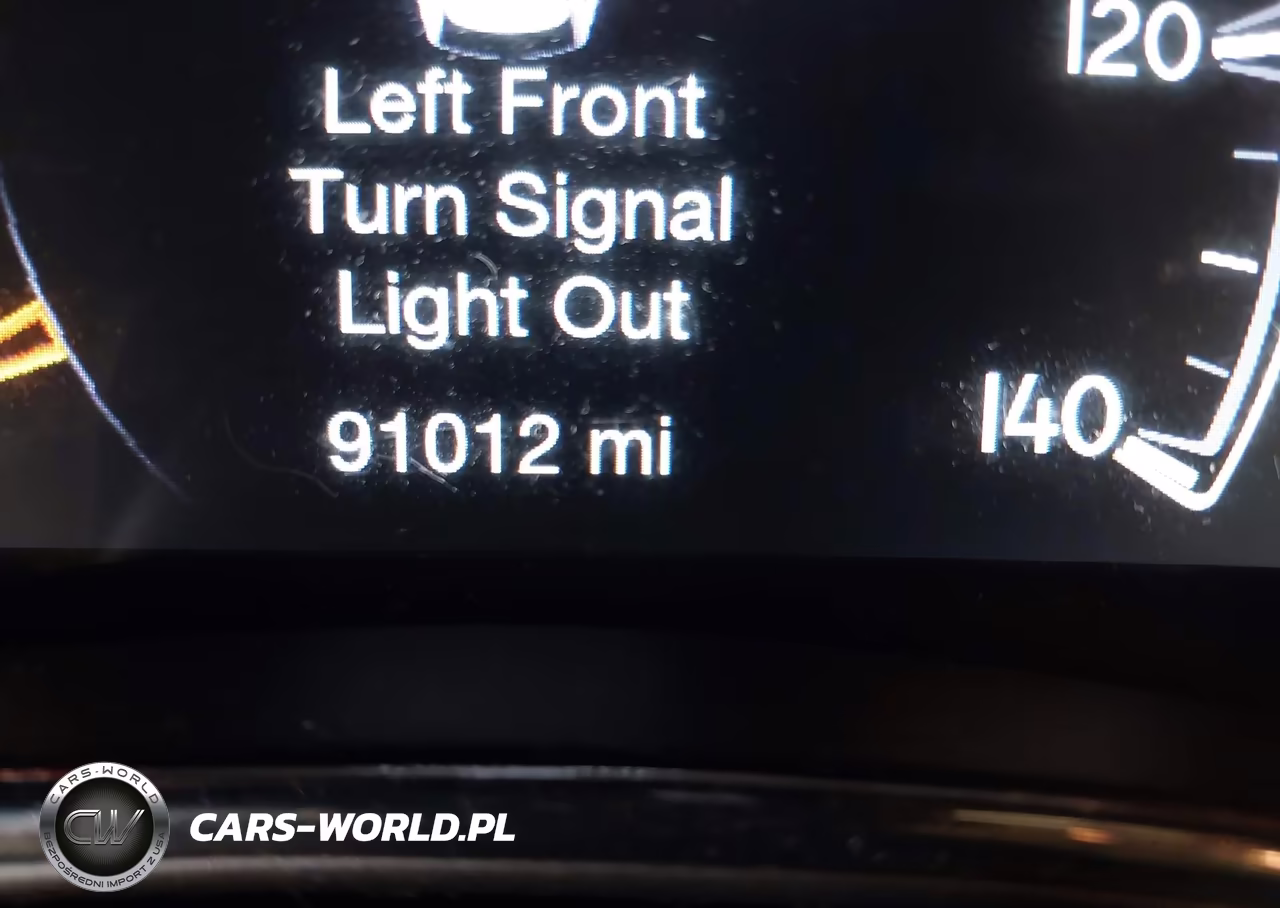 2018 Jeep Grand Cherokee Altitude 4X4 VIN:1C4RJFAG7JC492027 - 15