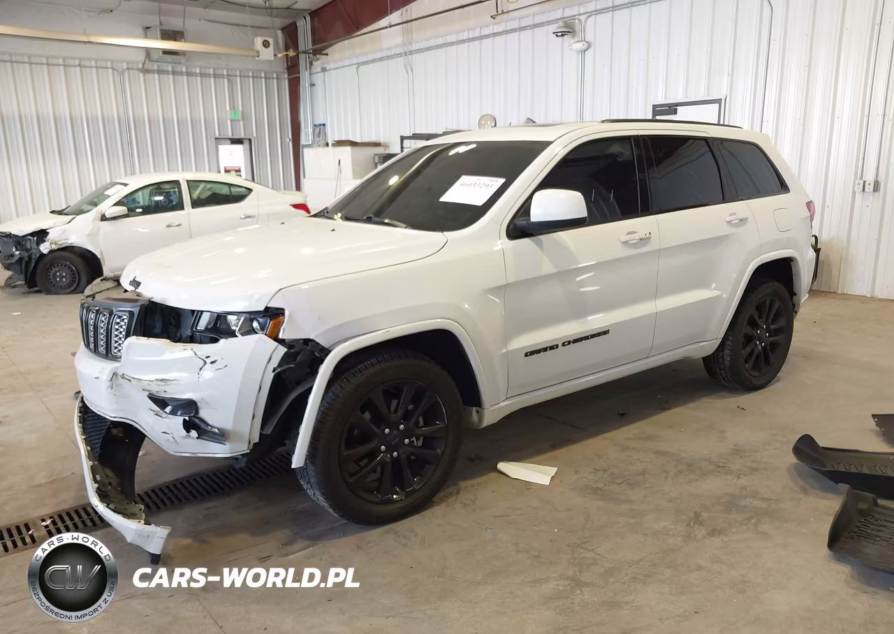 2018 Jeep Grand Cherokee Altitude 4X4 VIN:1C4RJFAG7JC492027 - 2
