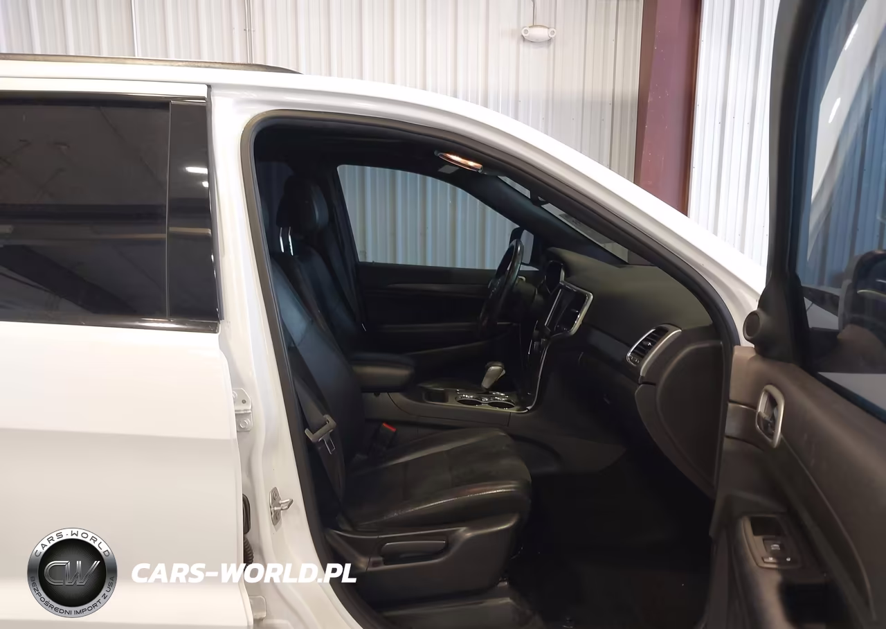 2018 Jeep Grand Cherokee Altitude 4X4 VIN:1C4RJFAG7JC492027 - 5