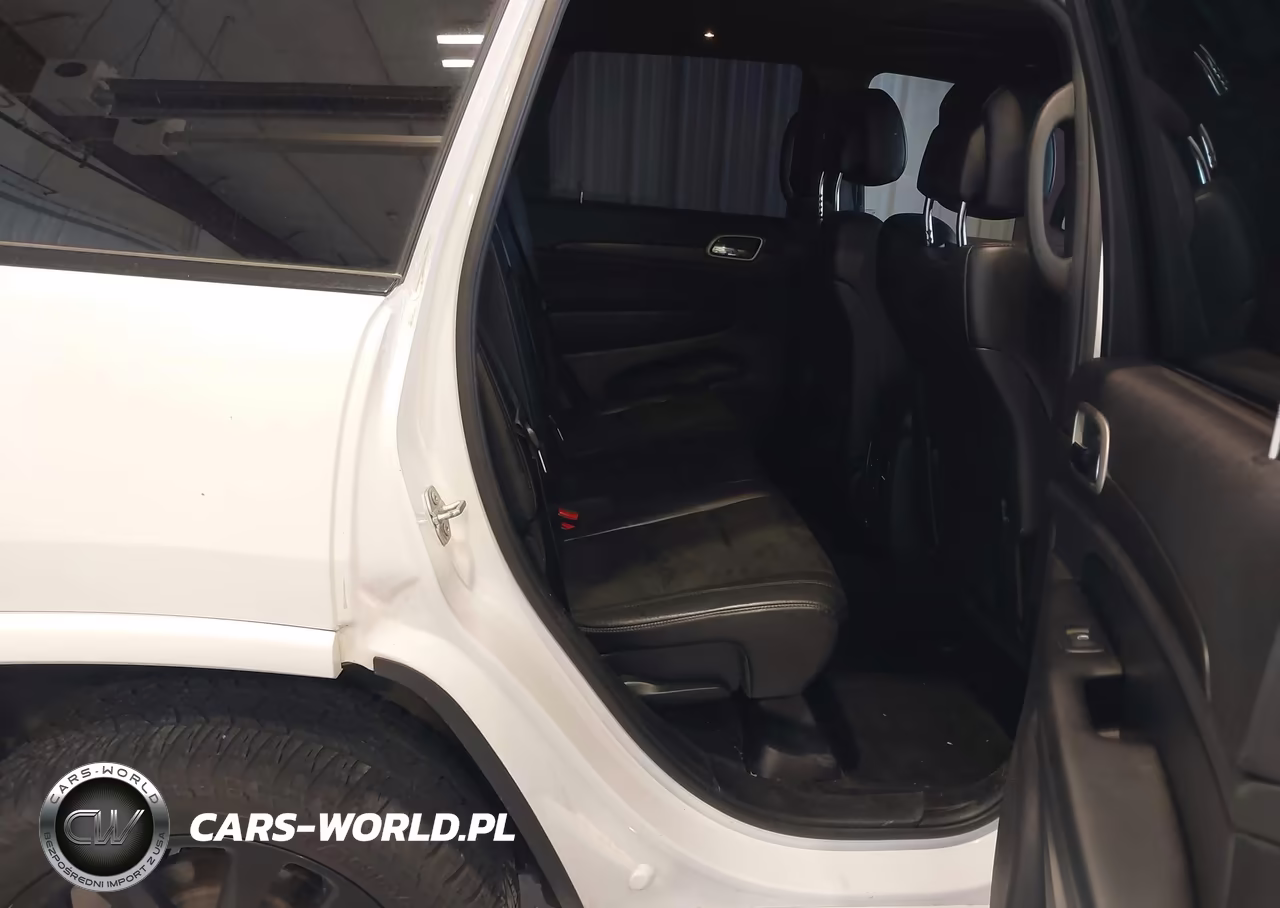 2018 Jeep Grand Cherokee Altitude 4X4 VIN:1C4RJFAG7JC492027 - 8