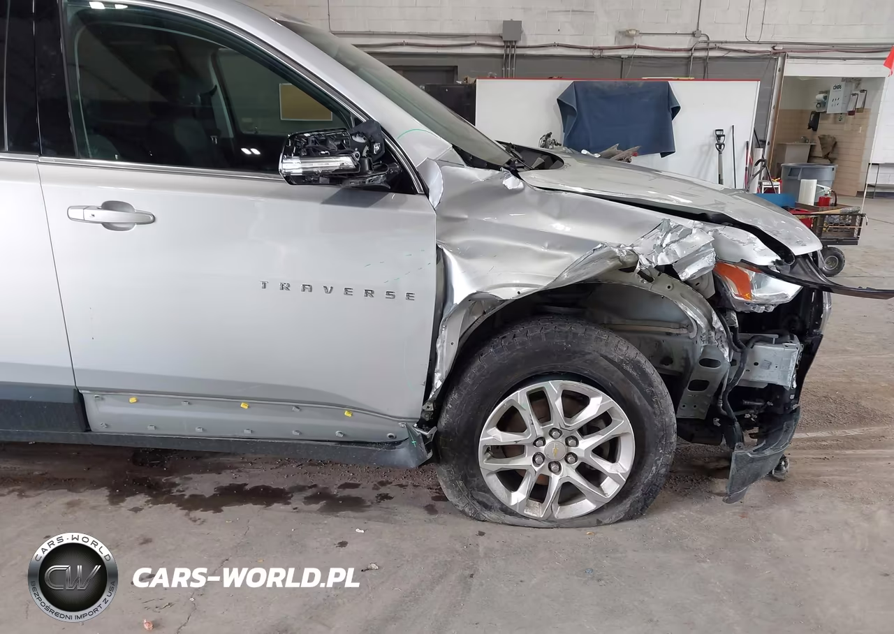 2019 Chevrolet Traverse 1Lt VIN:1GNEVGKW2KJ117049 - 6