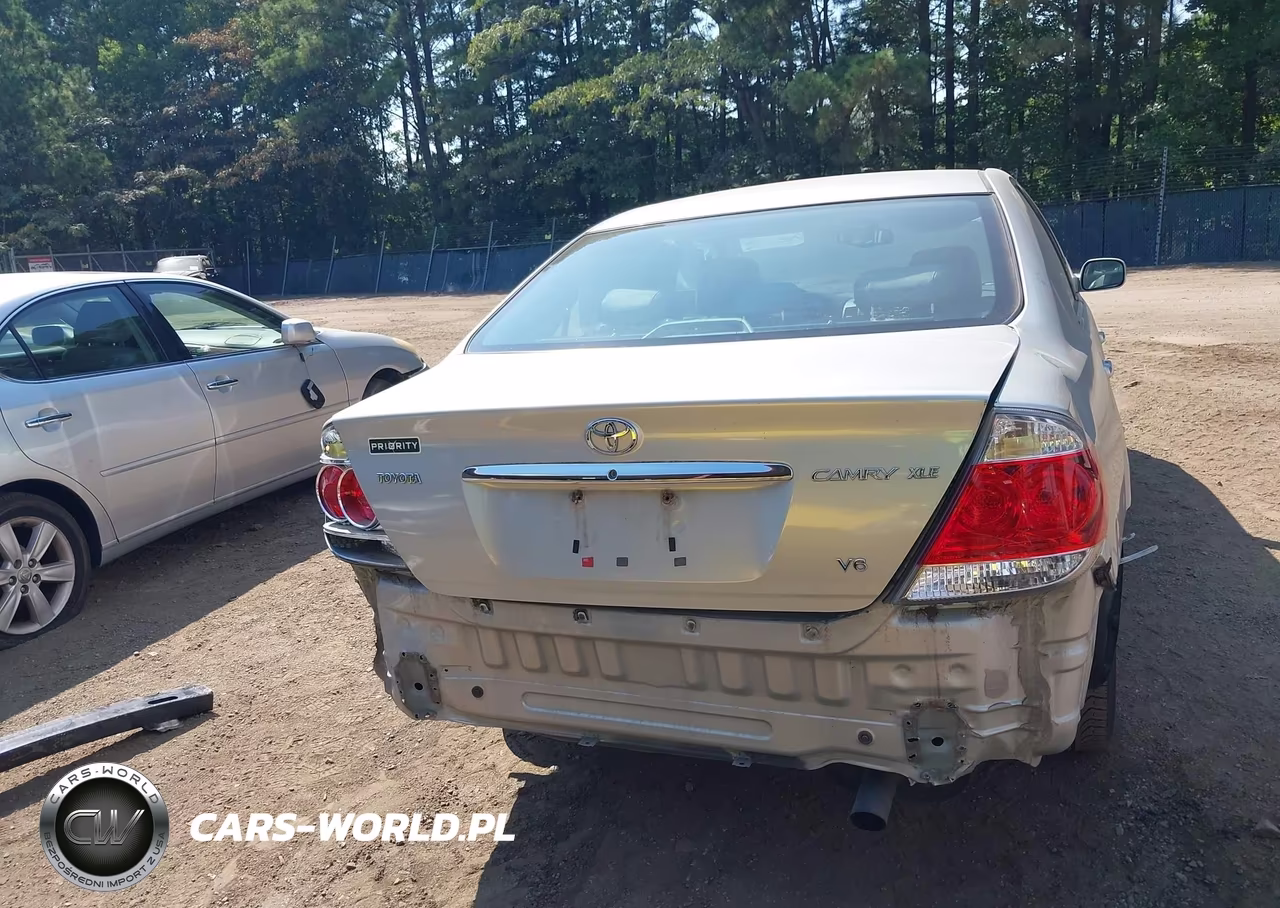 2005 Toyota Camry Xle V6 VIN:4T1BF30KX5U619159 - 17