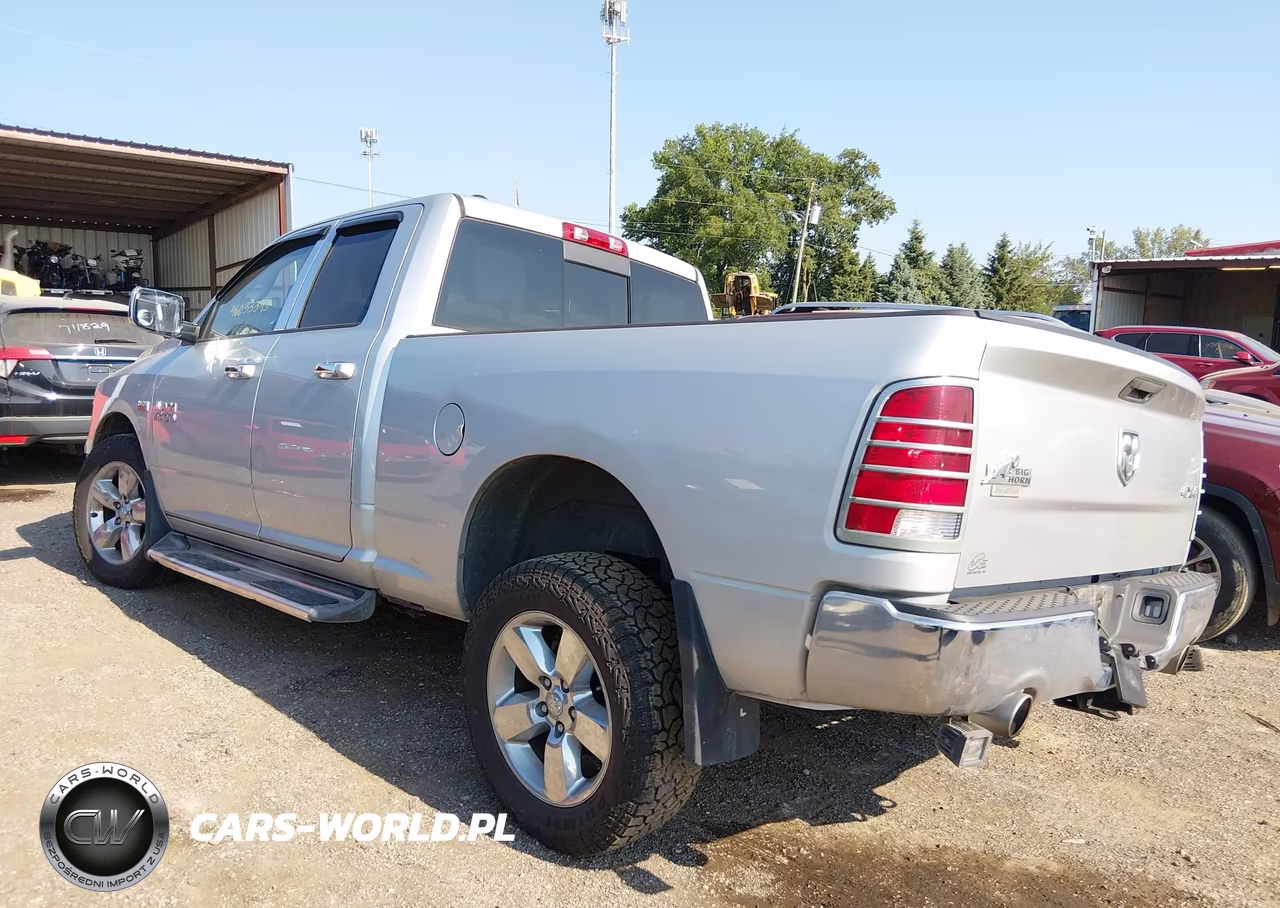 2015 Ram 1500 Big Horn VIN:1C6RR7GT8FS511546 - 3