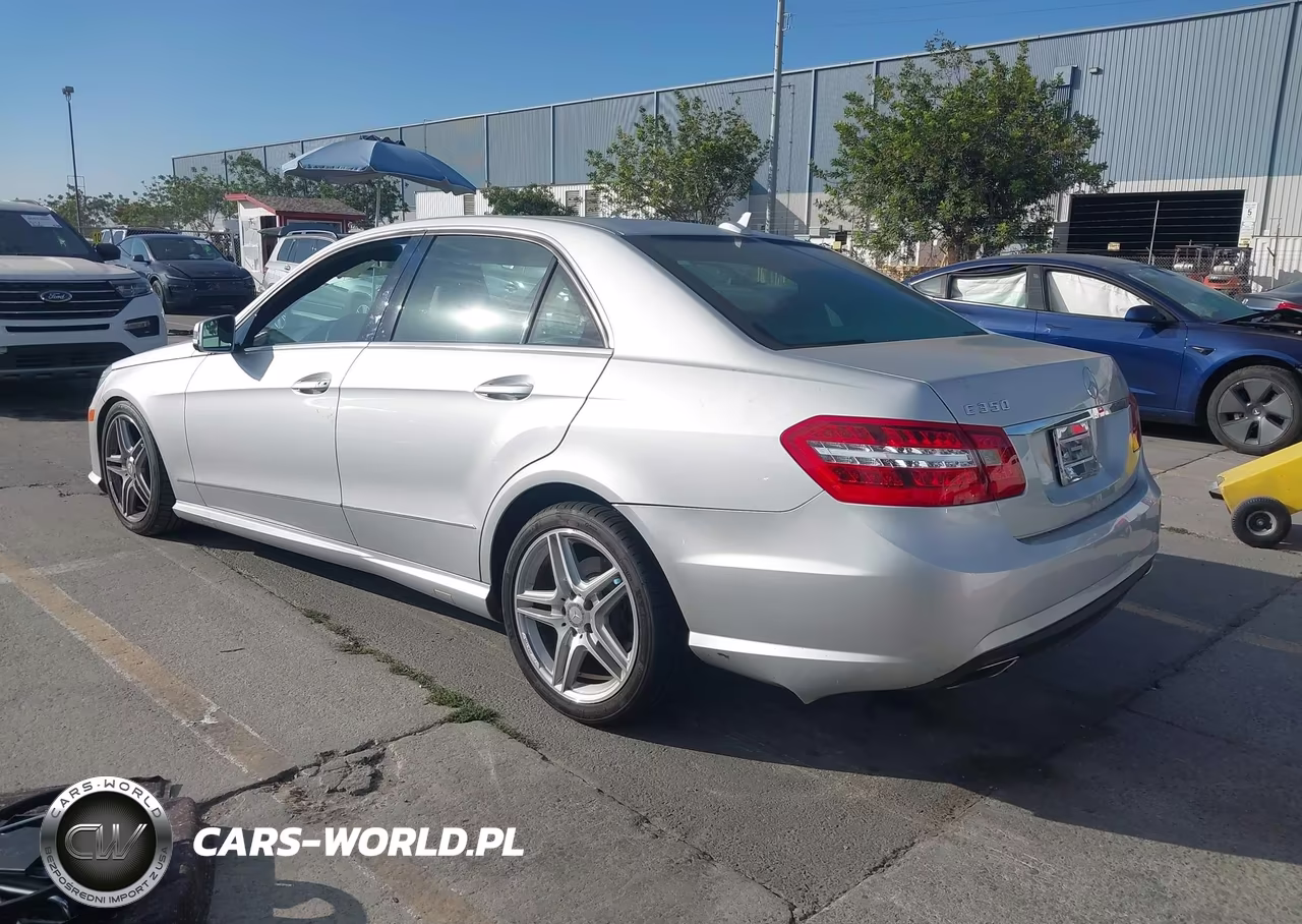 2011 Mercedes-Benz E 350 VIN:WDDHF5GB0BA357705 - 3