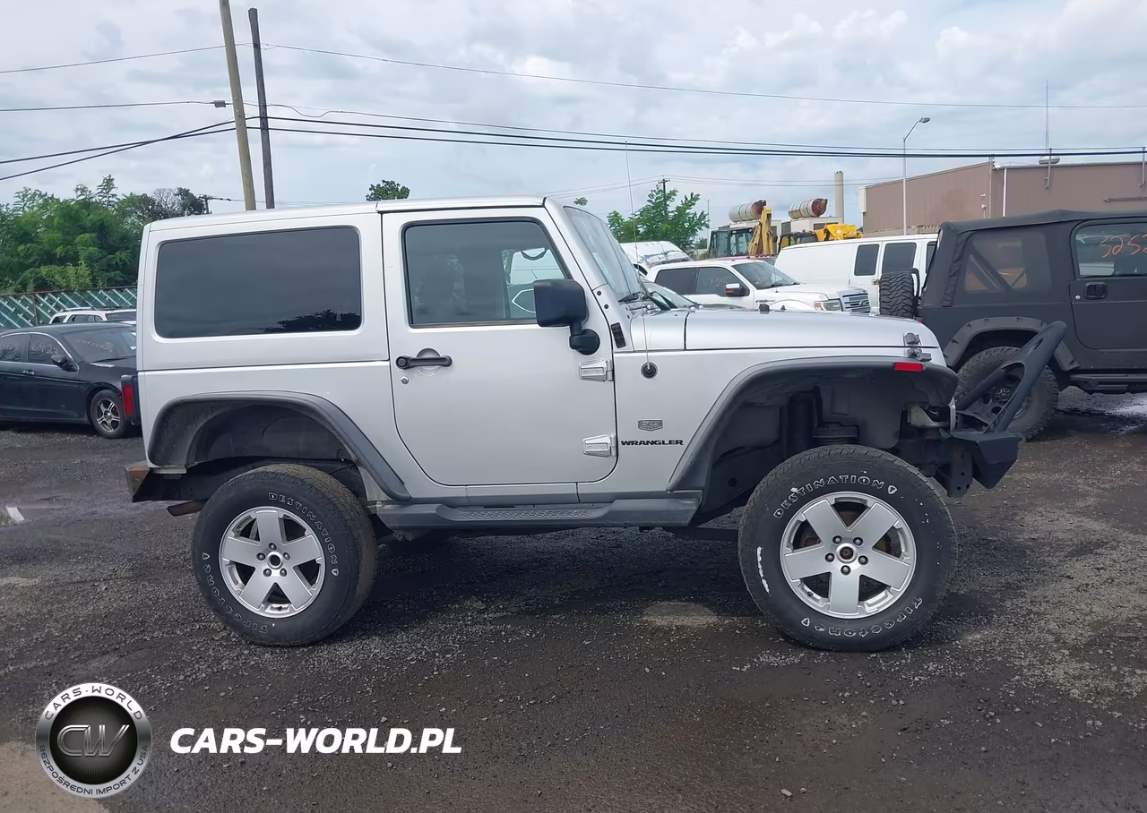 2011 Jeep Wrangler 70Th Anniversary VIN:1J4GA7D13BL579309 - 13