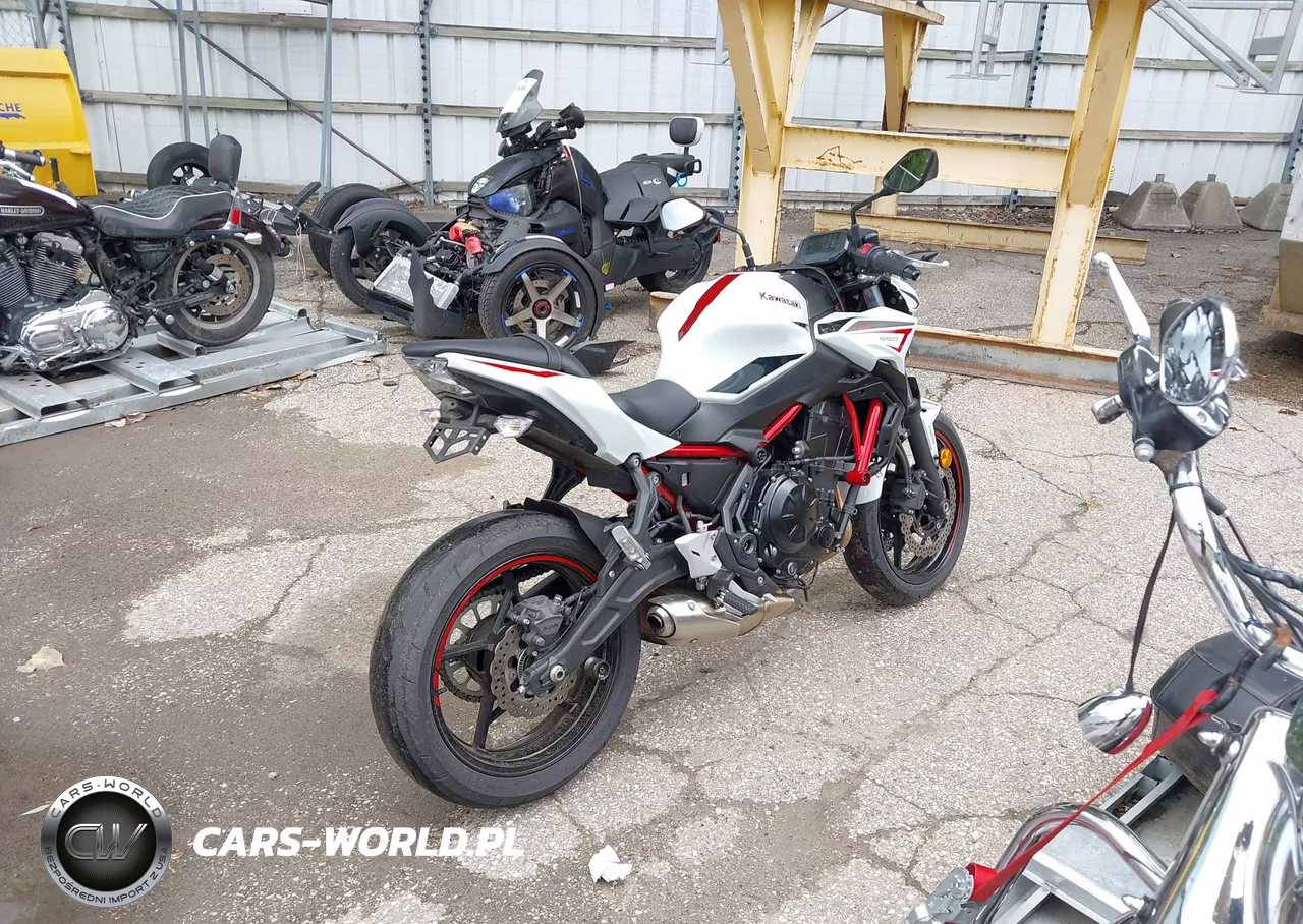 2022 Kawasaki Er650 K VIN:ML5EREK12NDA56999 - 4