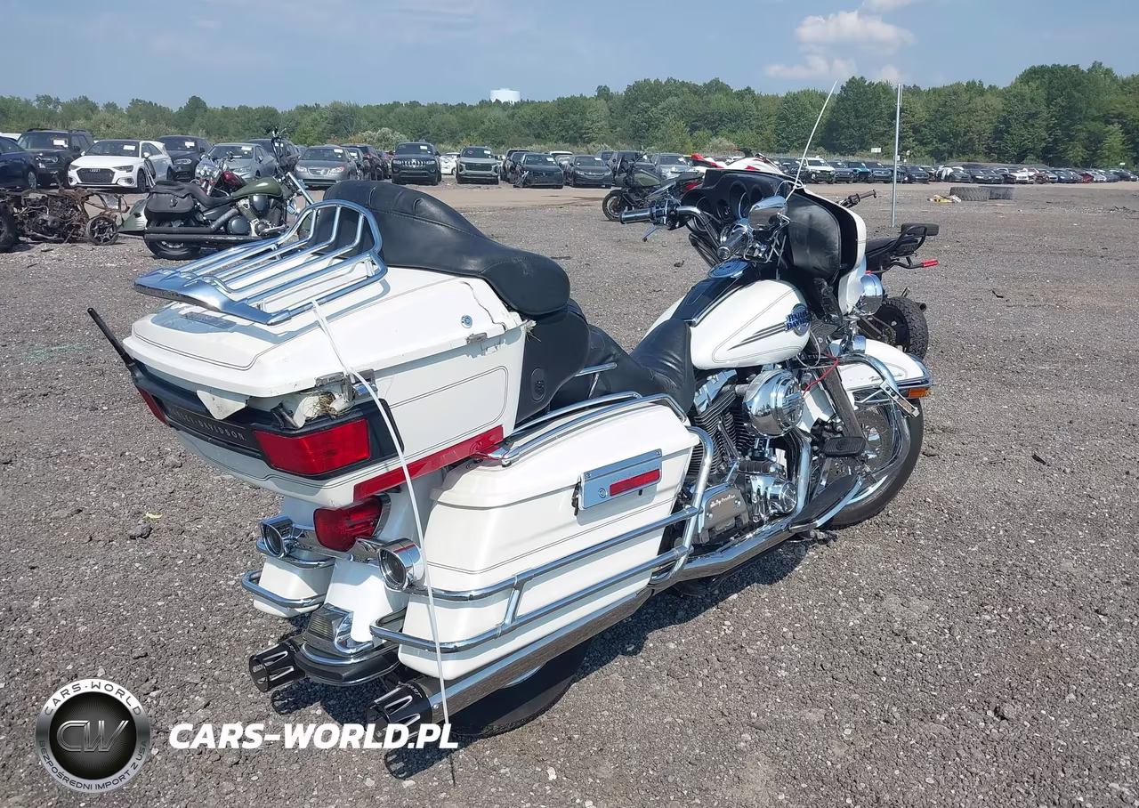2005 Harley-Davidson Flhtcui VIN:1HD1FCW165Y646171 - 4
