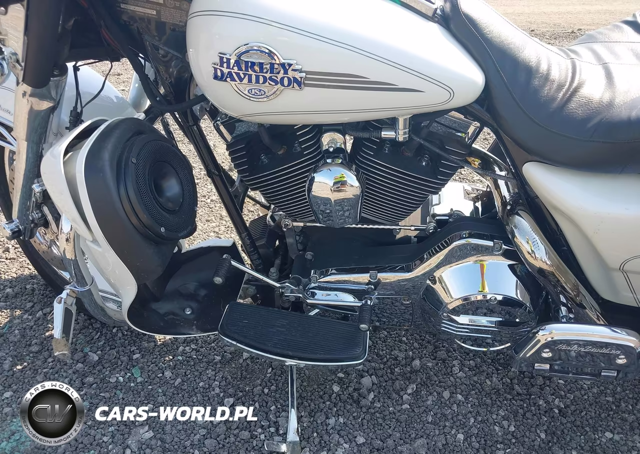 2005 Harley-Davidson Flhtcui VIN:1HD1FCW165Y646171 - 9