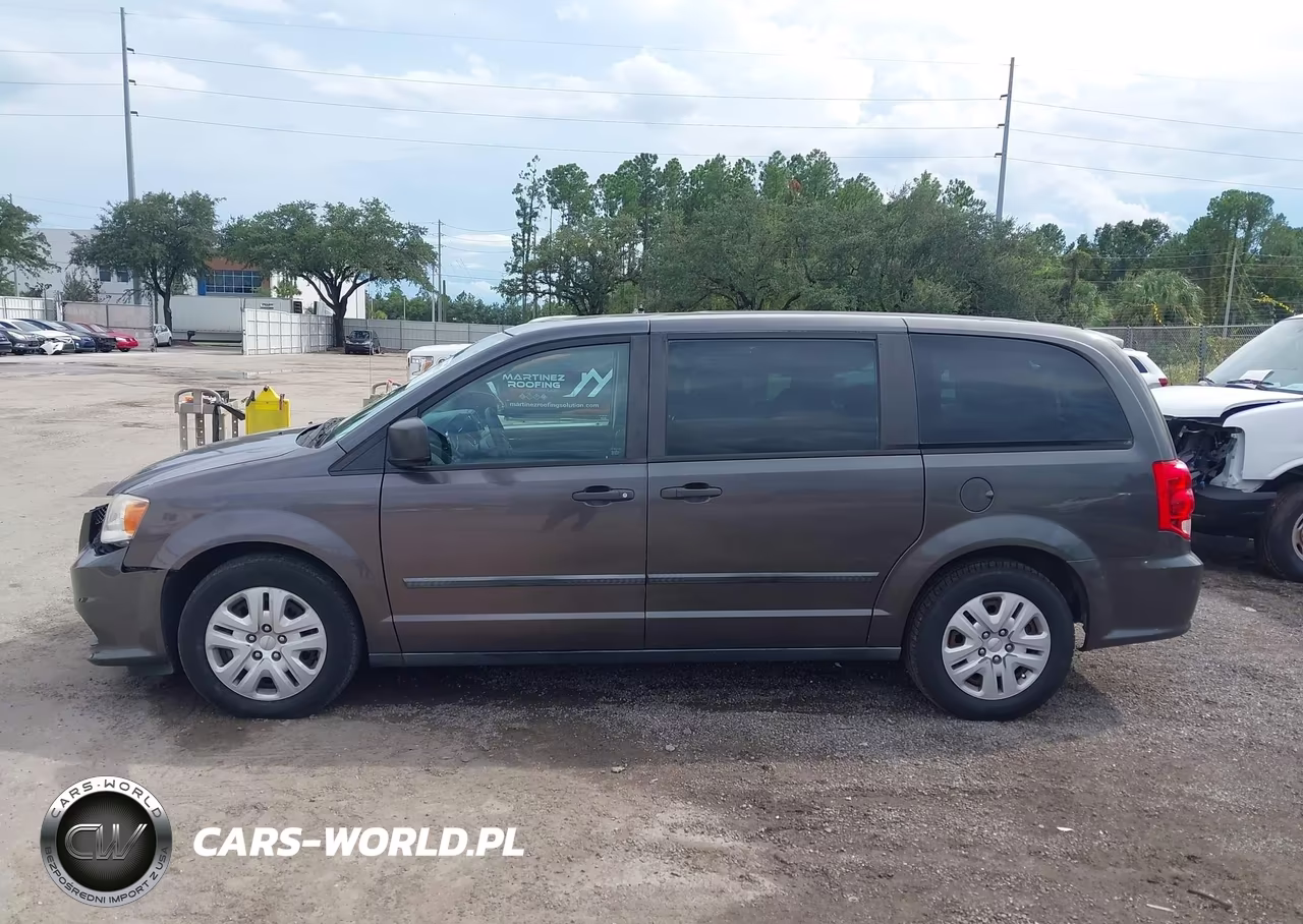 2015 Dodge Grand Caravan American Value Pkg VIN:2C4RDGBG7FR600625 - 14