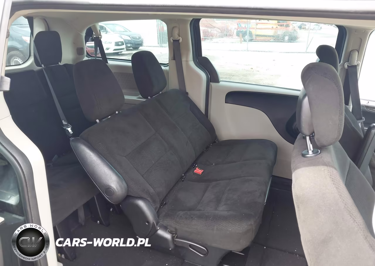 2015 Dodge Grand Caravan American Value Pkg VIN:2C4RDGBG7FR600625 - 8