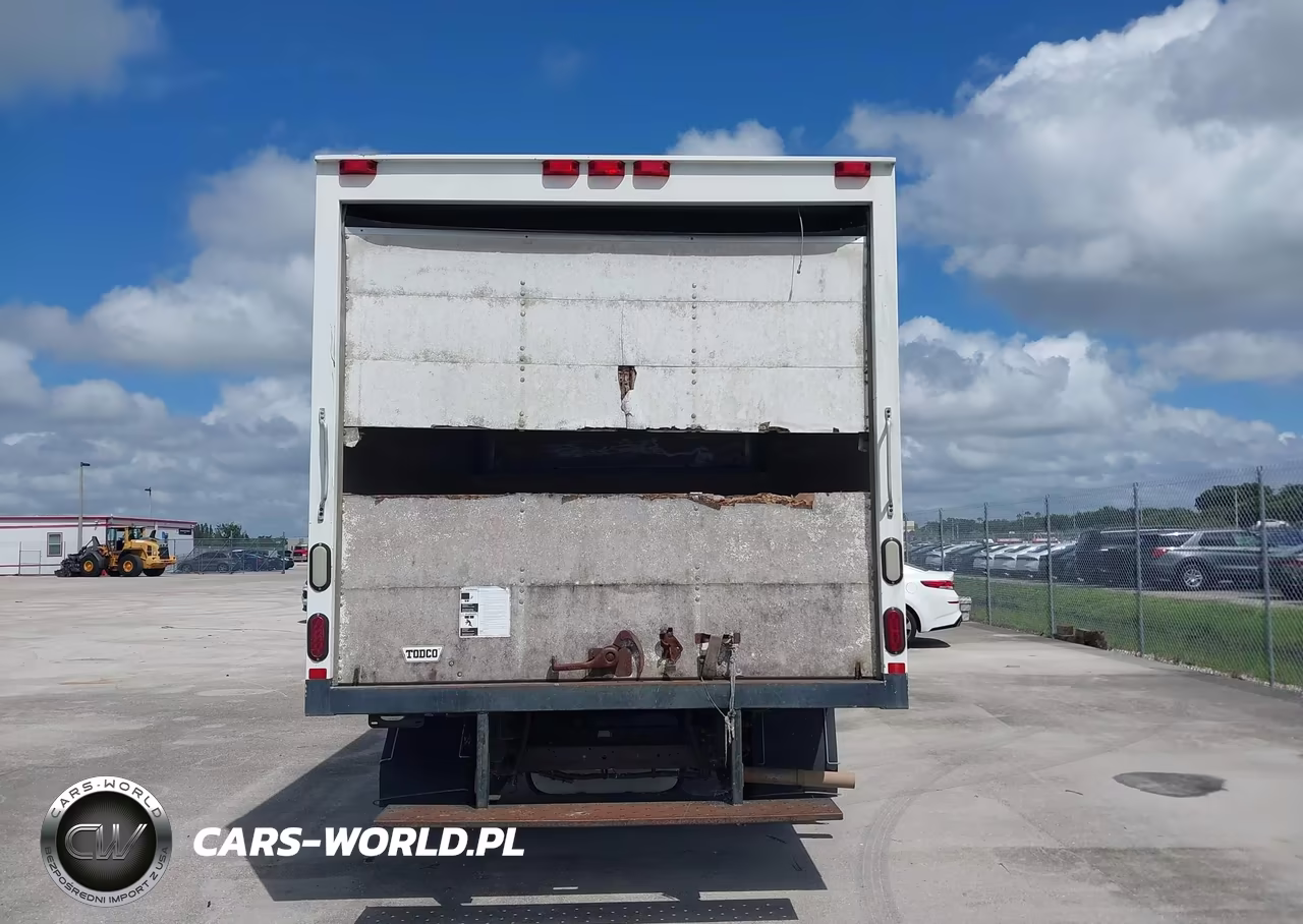 2016 Ford E-350 Cutaway VIN:1FDWE3FL9GDC17995 - 19