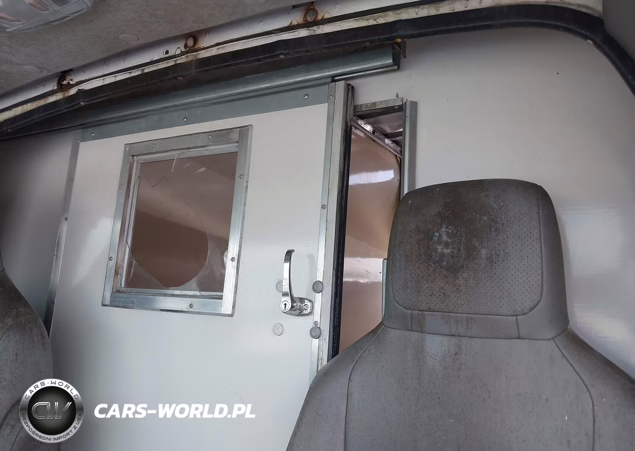 2016 Ford E-350 Cutaway VIN:1FDWE3FL9GDC17995 - 22