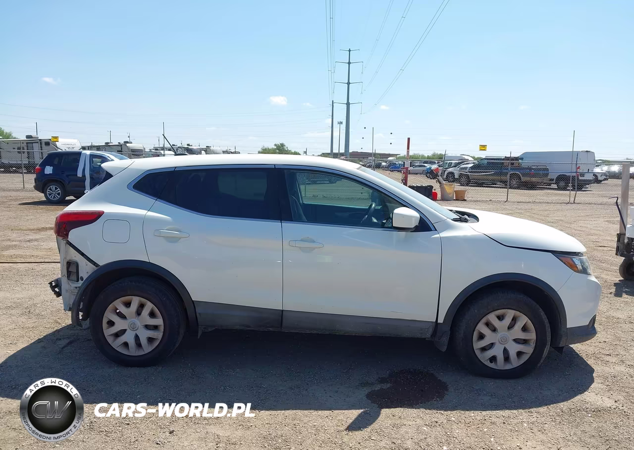 2017 Nissan Rogue Sport S VIN:JN1BJ1CP1HW006681 - 14