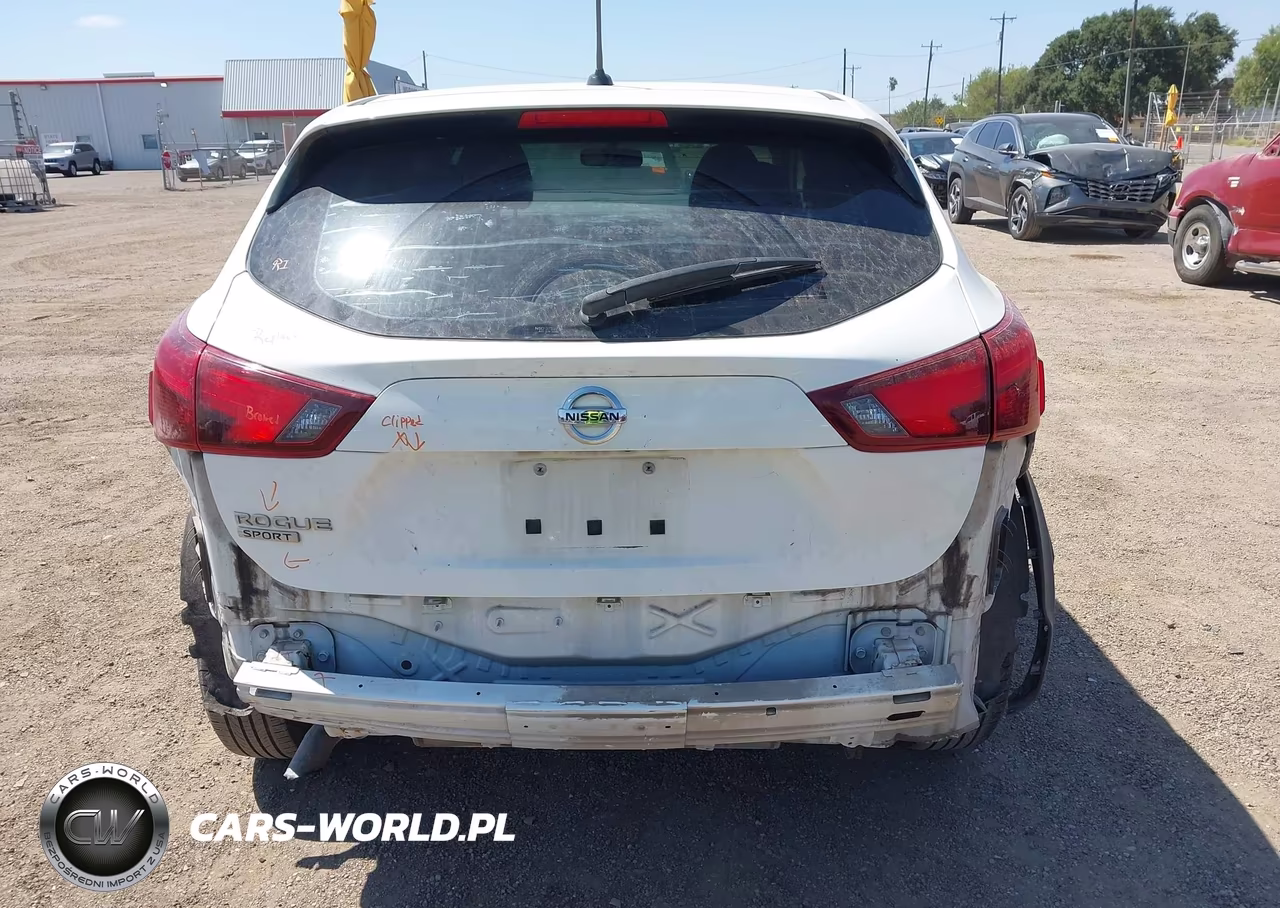 2017 Nissan Rogue Sport S VIN:JN1BJ1CP1HW006681 - 17