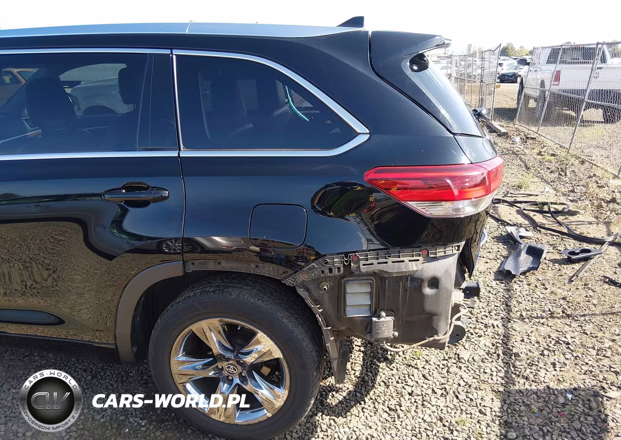 2019 Toyota Highlander Limited Platinum VIN:5TDDZRFH4KS968613 - 19