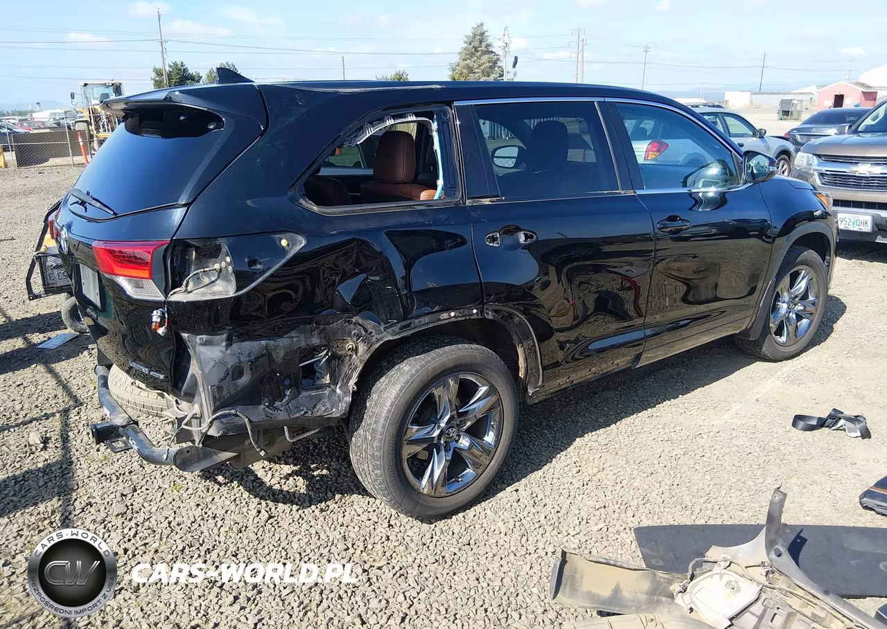 2019 Toyota Highlander Limited Platinum VIN:5TDDZRFH4KS968613 - 4