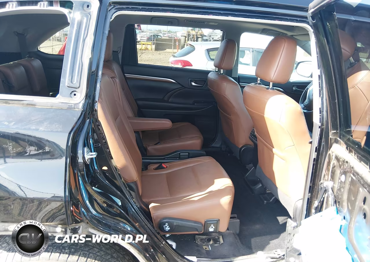 2019 Toyota Highlander Limited Platinum VIN:5TDDZRFH4KS968613 - 8