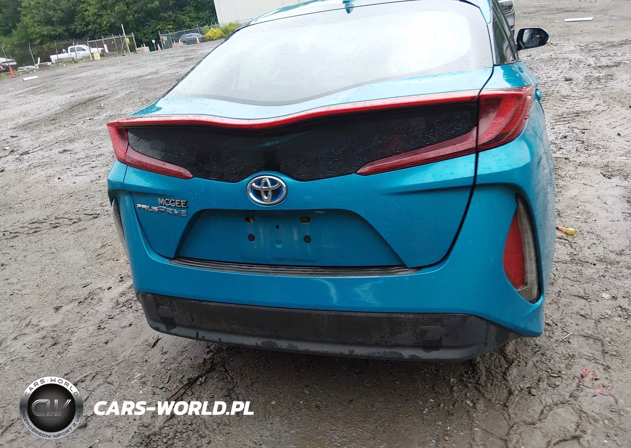 2017 Toyota Prius Prime Premium VIN:JTDKARFP4H3050795 - 16