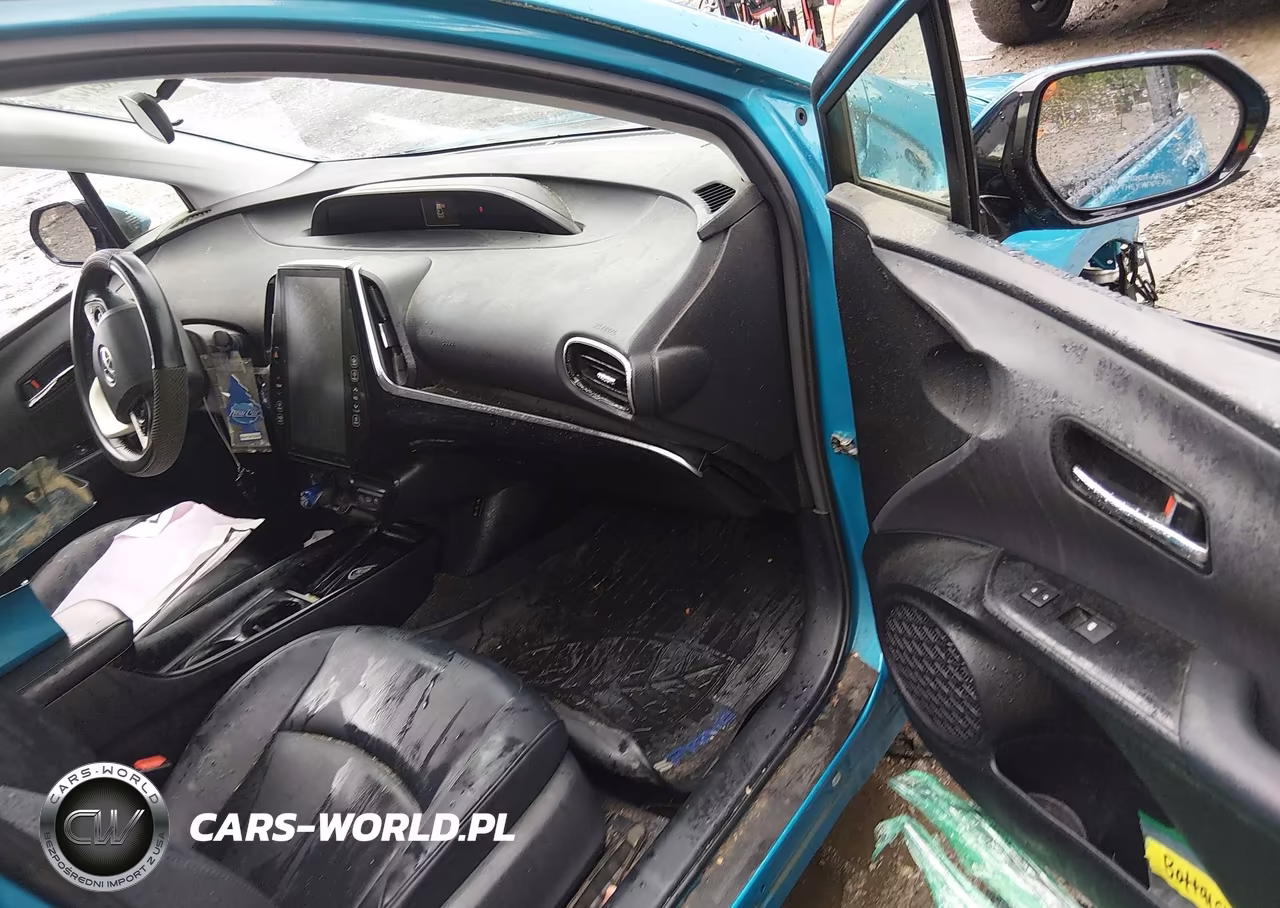 2017 Toyota Prius Prime Premium VIN:JTDKARFP4H3050795 - 5