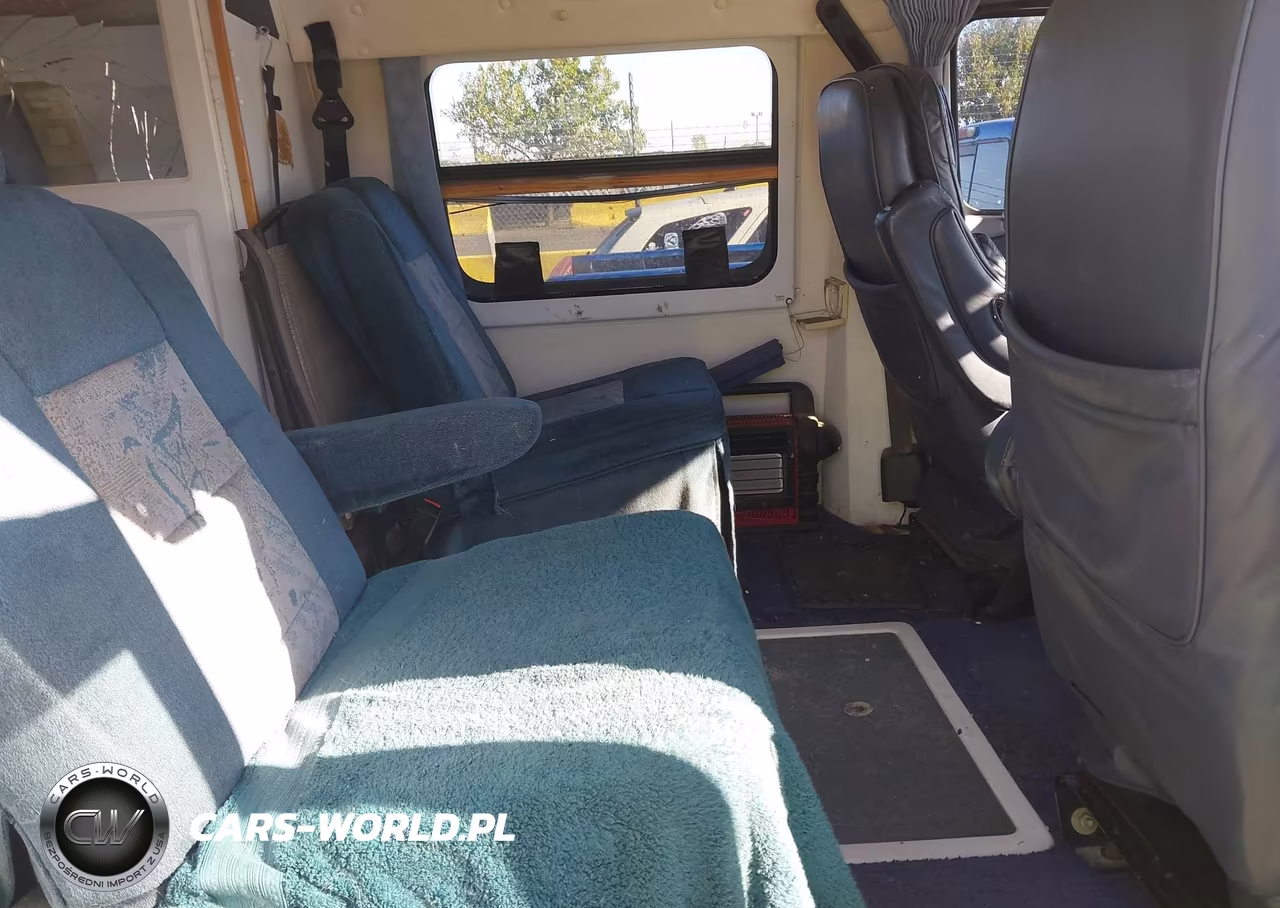 1999 Dodge Ram Van 3500 Commercial-Conversion VIN:2B6KB31Z3XK561887 - 8
