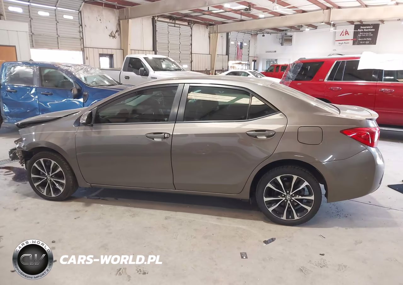 2017 Toyota Corolla Se VIN:2T1BURHE7HC758212 - 14