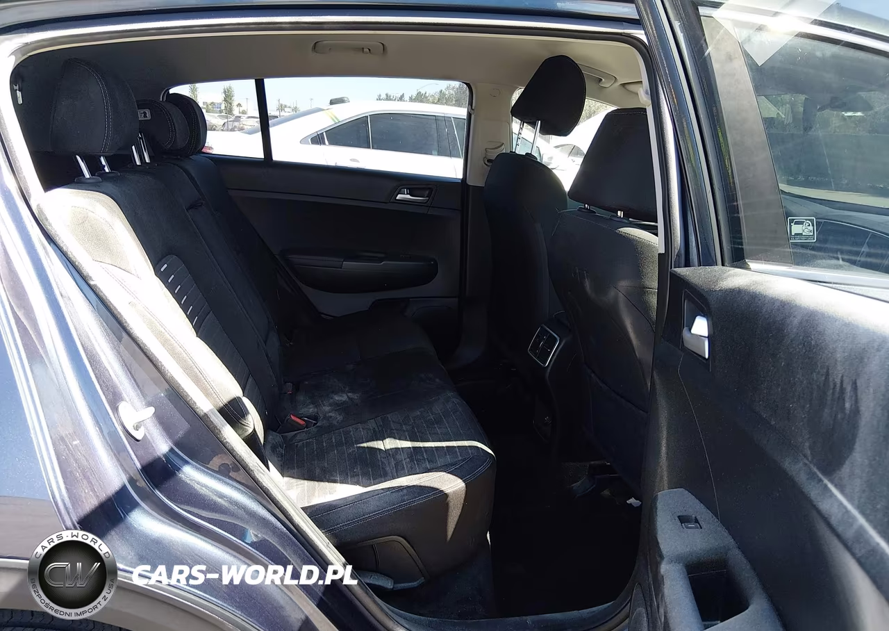 2018 Kia Sportage Lx VIN:KNDPM3AC3J7471081 - 8