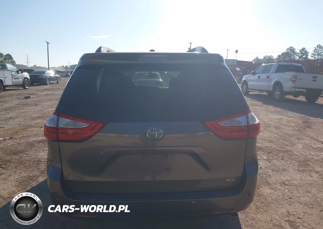 2015 Toyota Sienna Xle 8 Passenger VIN:5TDYK3DC4FS560354 - 17