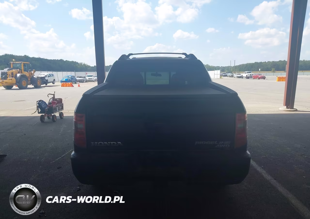 2011 Honda Ridgeline Rt VIN:5FPYK1F25BB003709 - 17
