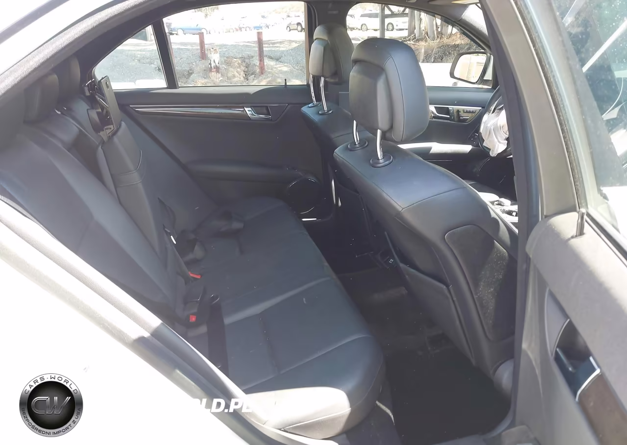 2009 Mercedes-Benz C 350 Sport VIN:WDDGF56X89R047869 - 8