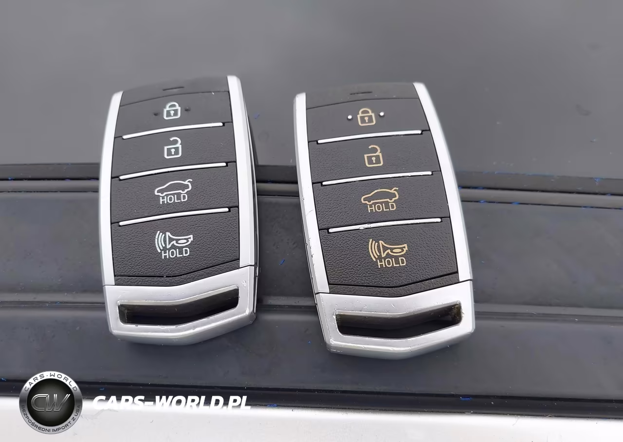 2017 Genesis G80 3.8 VIN:KMHGN4JE4HU168984 - 11