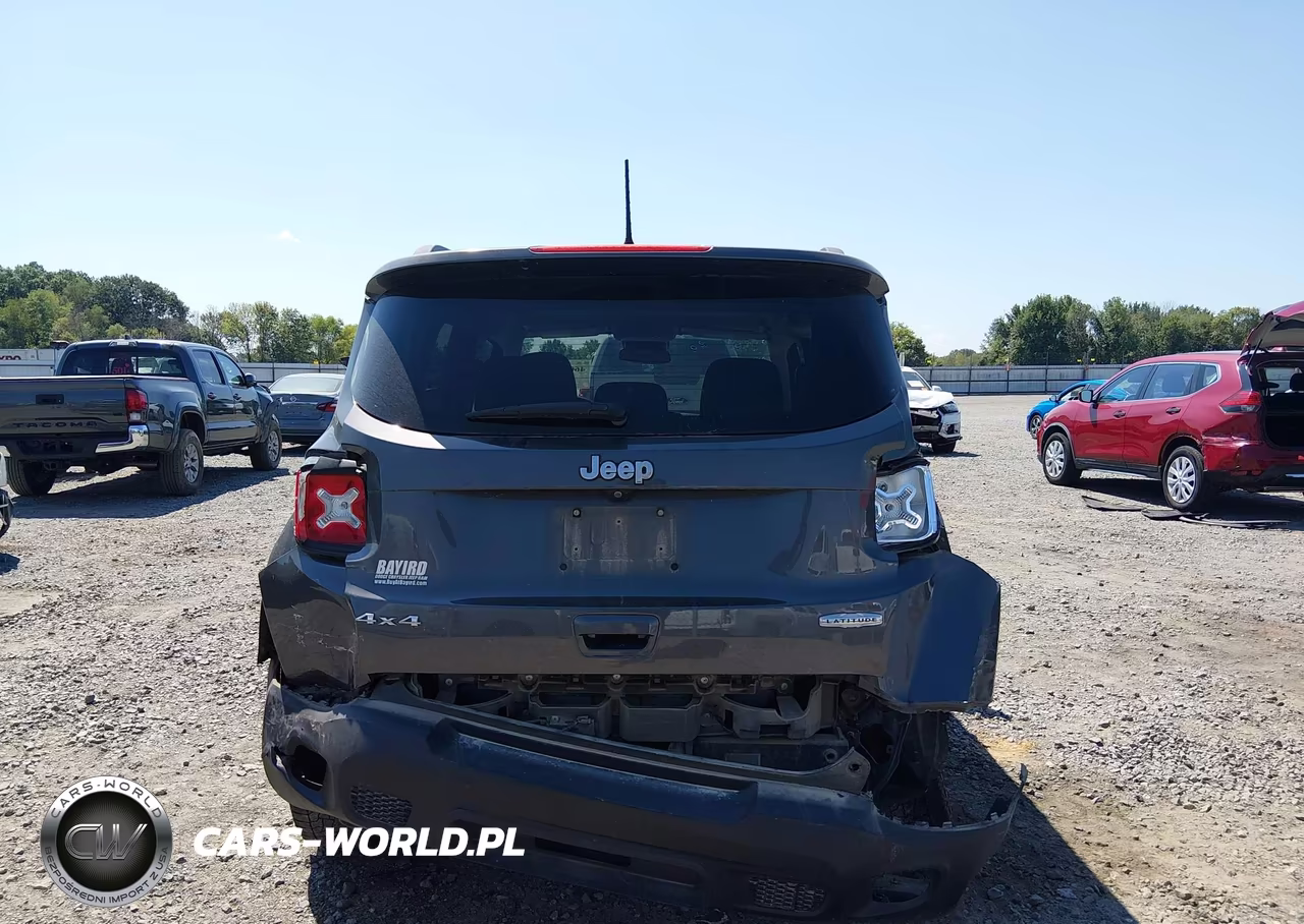 2019 Jeep Renegade Latitude 4X4 VIN:ZACNJBBB2KPK11725 - 17