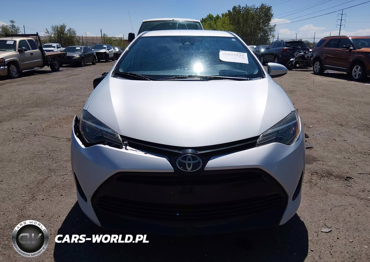 2018 Toyota Corolla Le VIN:2T1BURHE9JC026508 - 12