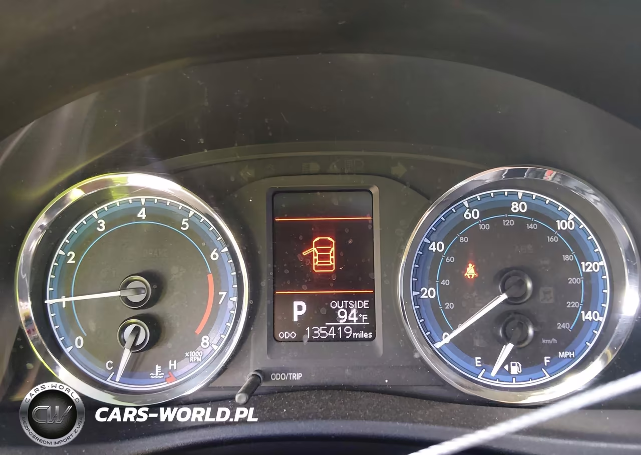 2018 Toyota Corolla Le VIN:2T1BURHE9JC026508 - 15